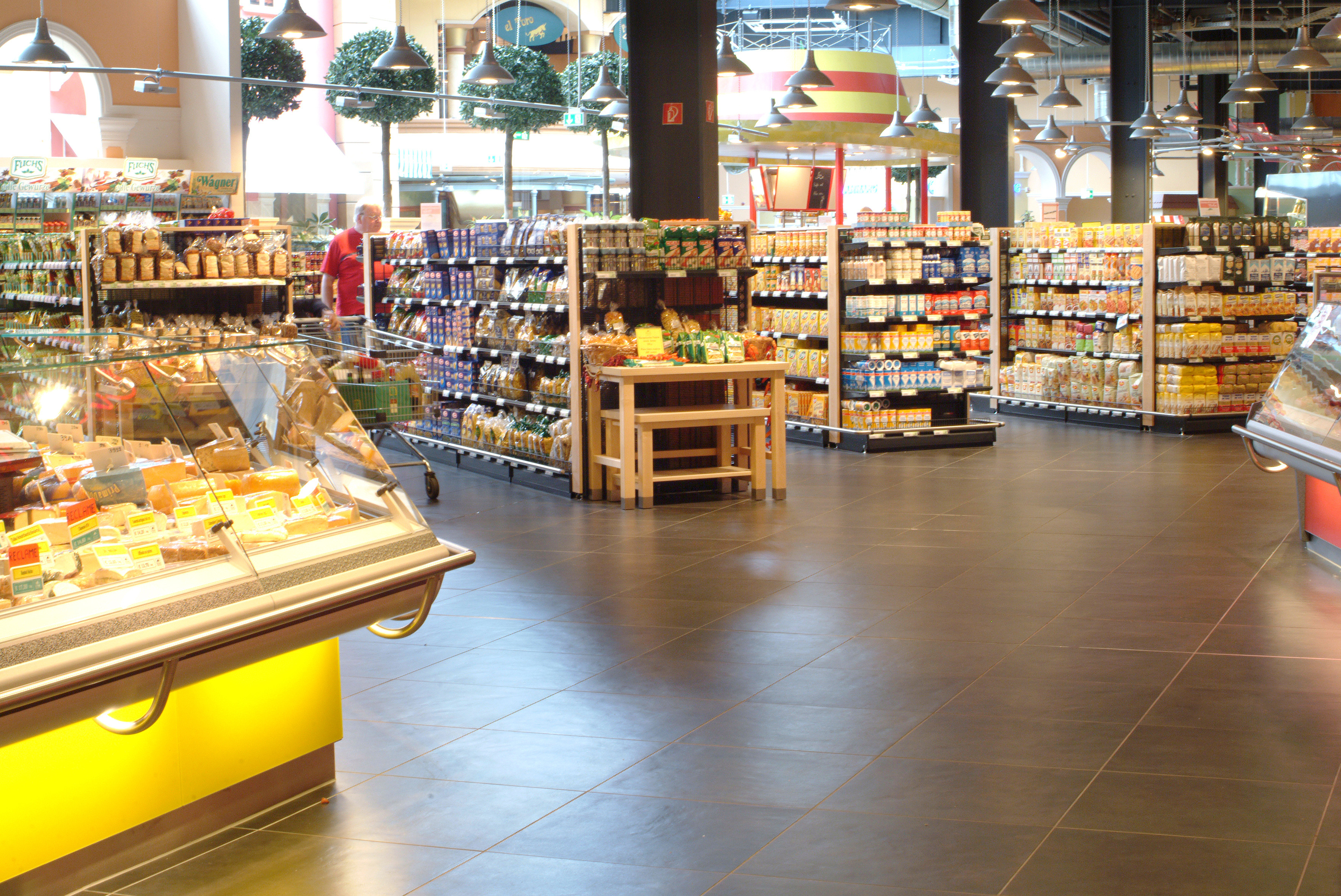 AtlasConcorde Massen Mall Lussemburgo 011